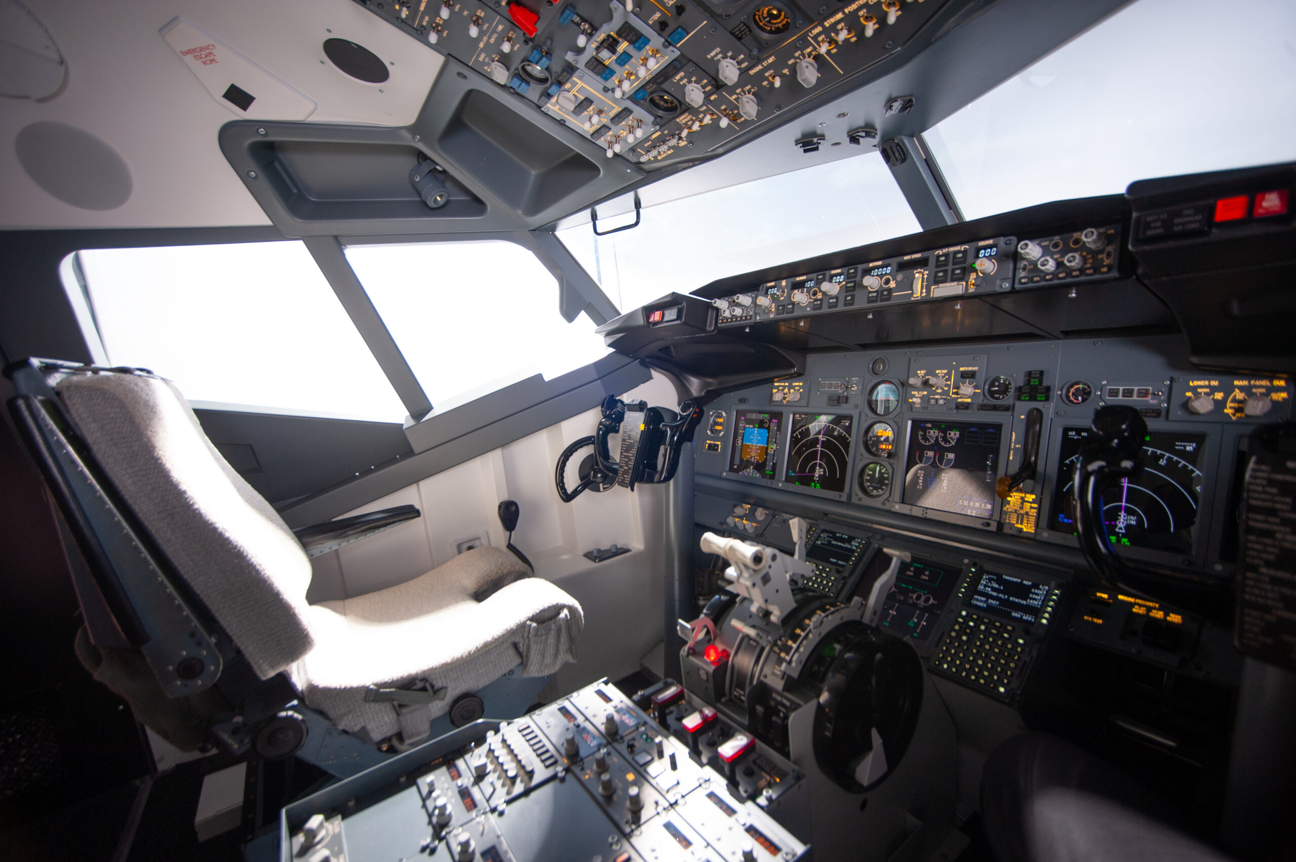 Полет на авиатренажере «Боинг 737» или «Аэробус А320»
