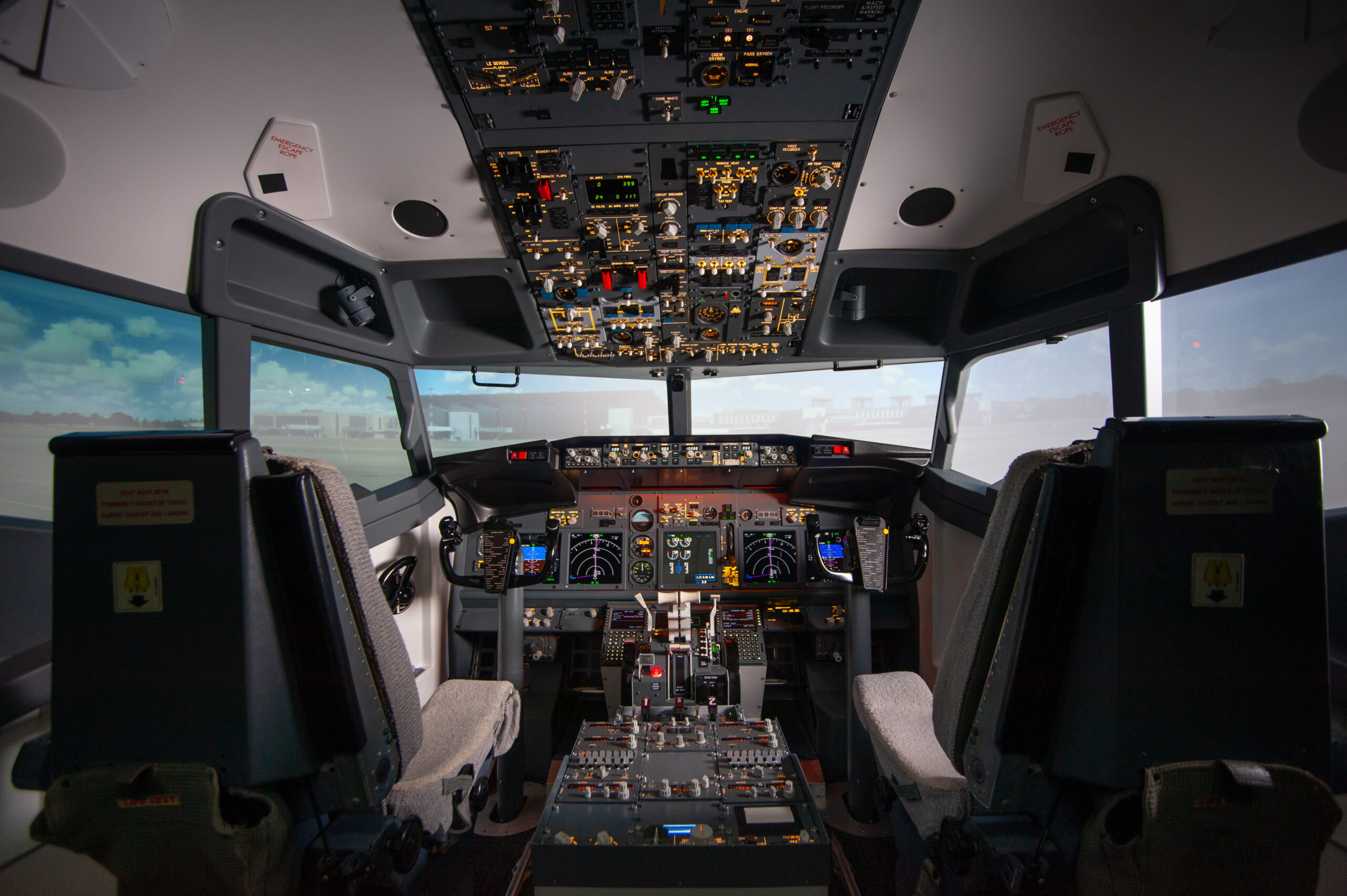Полет на авиатренажере «Боинг 737» или «Аэробус А320»