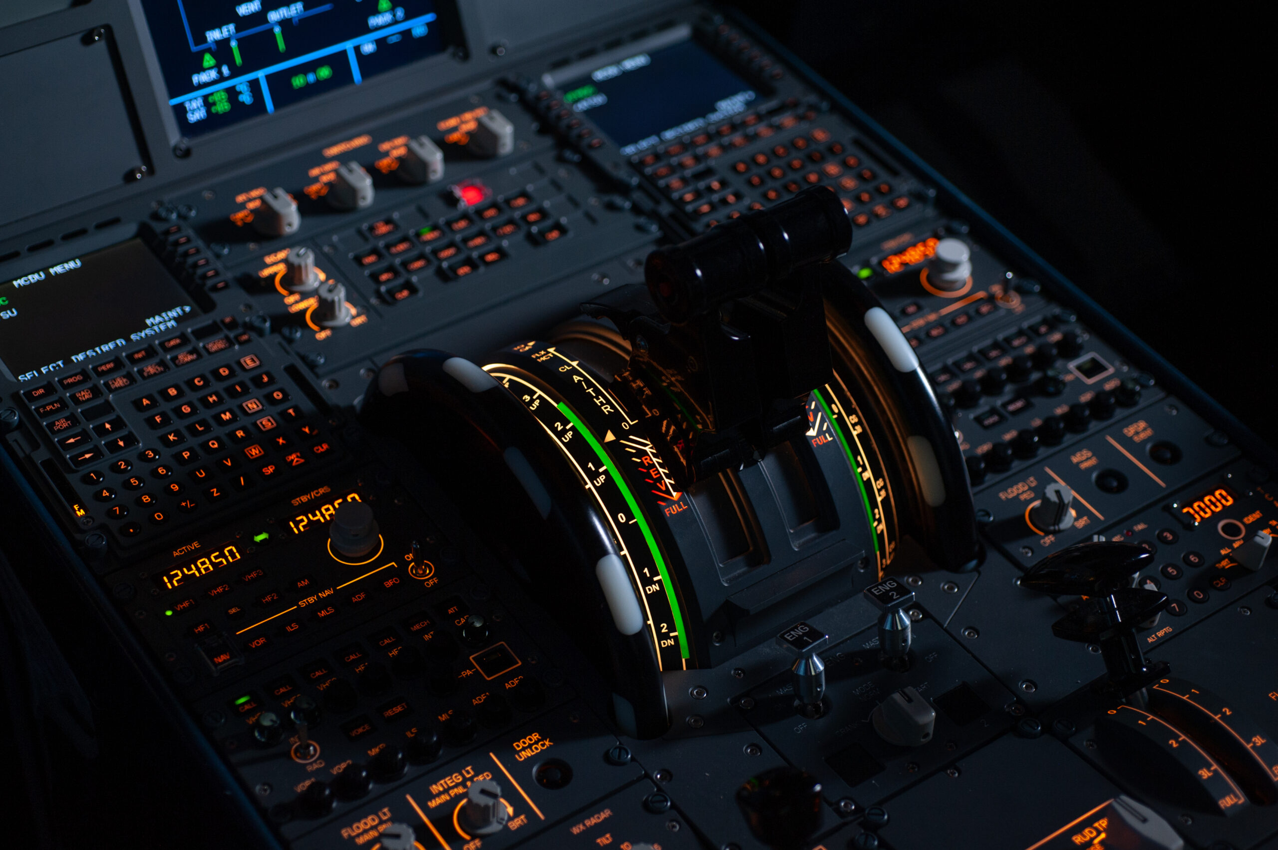 Полет на авиатренажере «Боинг 737» или «Аэробус А320»