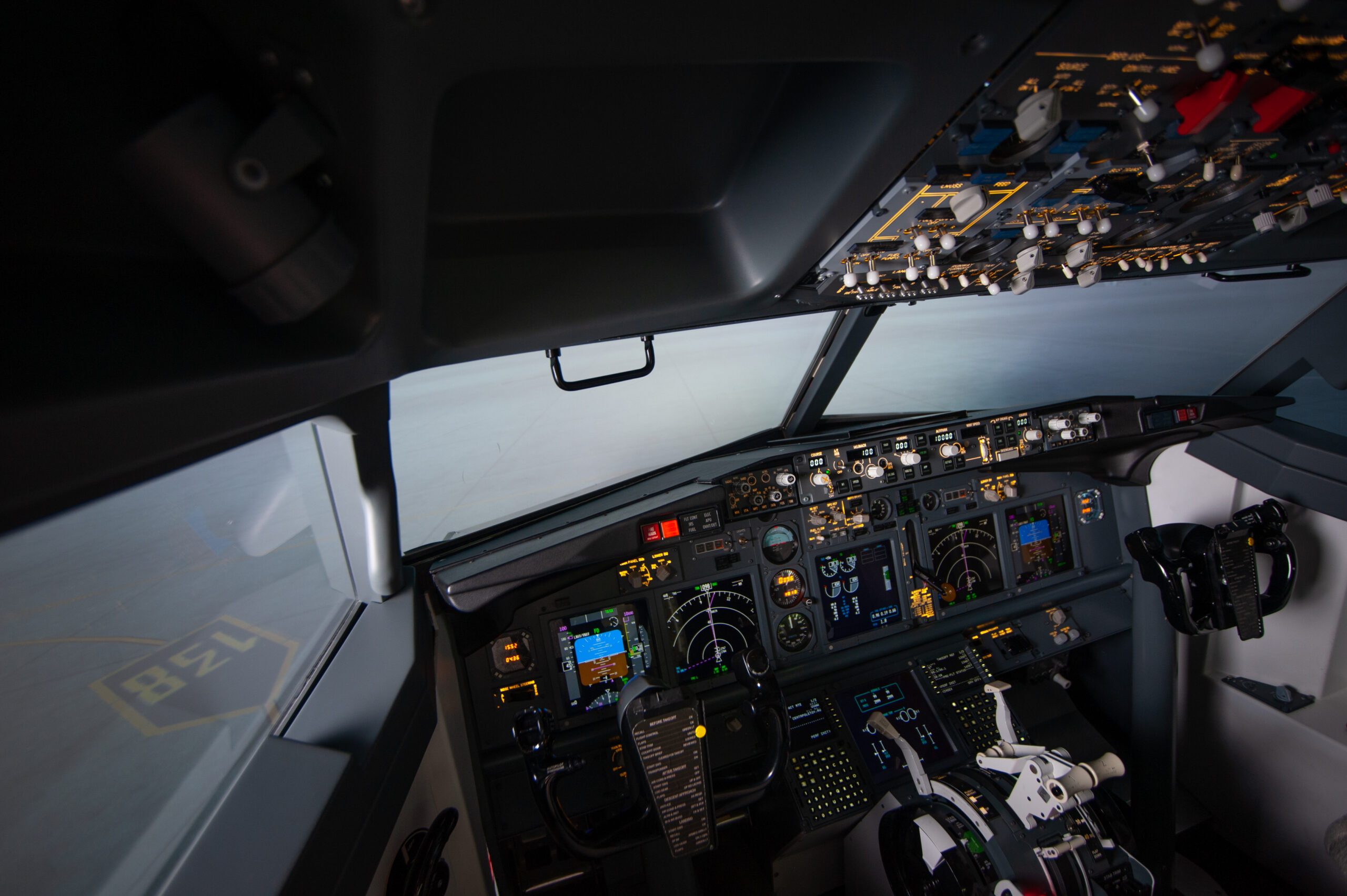 Полет на авиатренажере «Боинг 737» или «Аэробус А320»