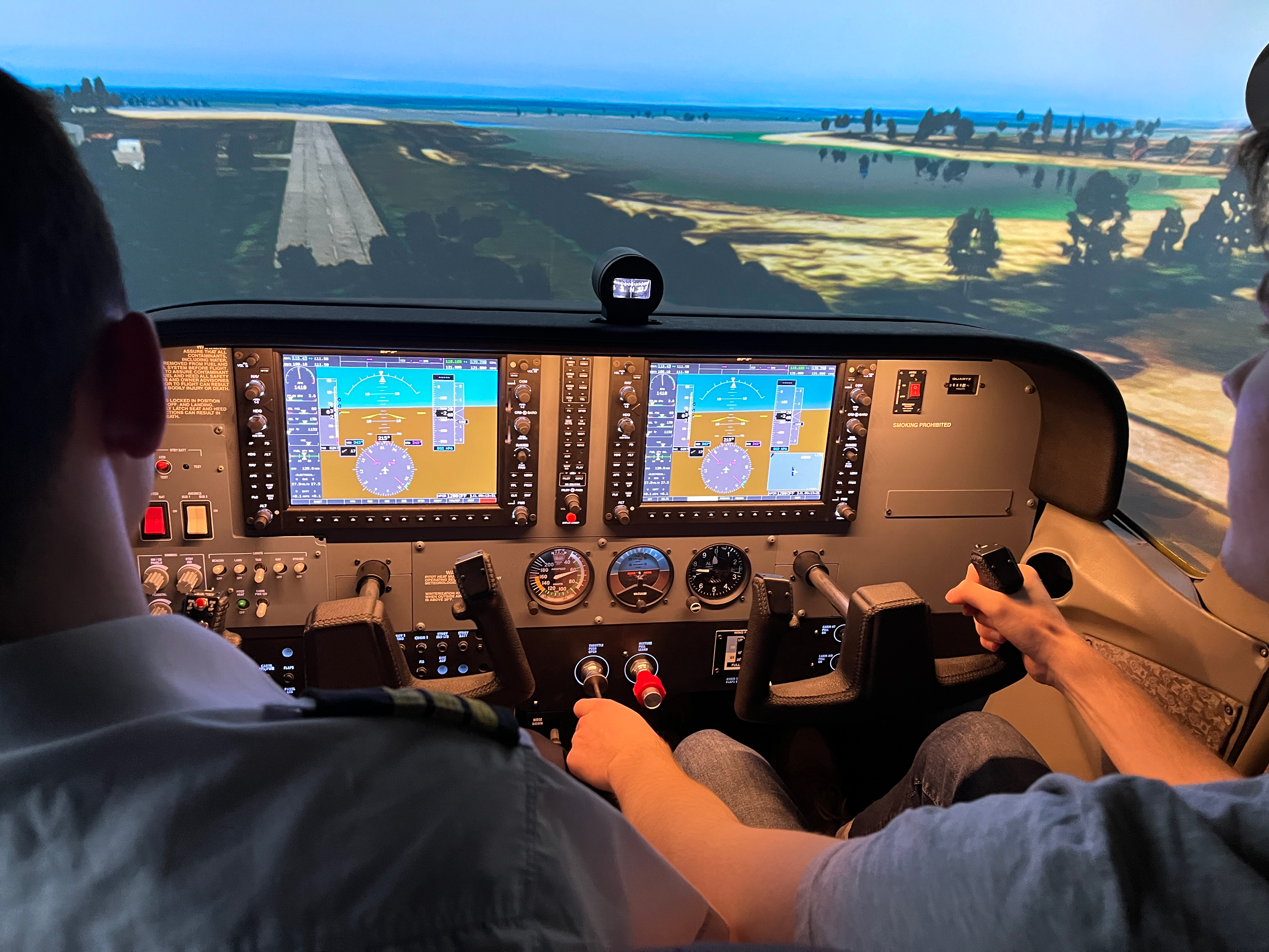 Полет на авиатренажере Cessna 172