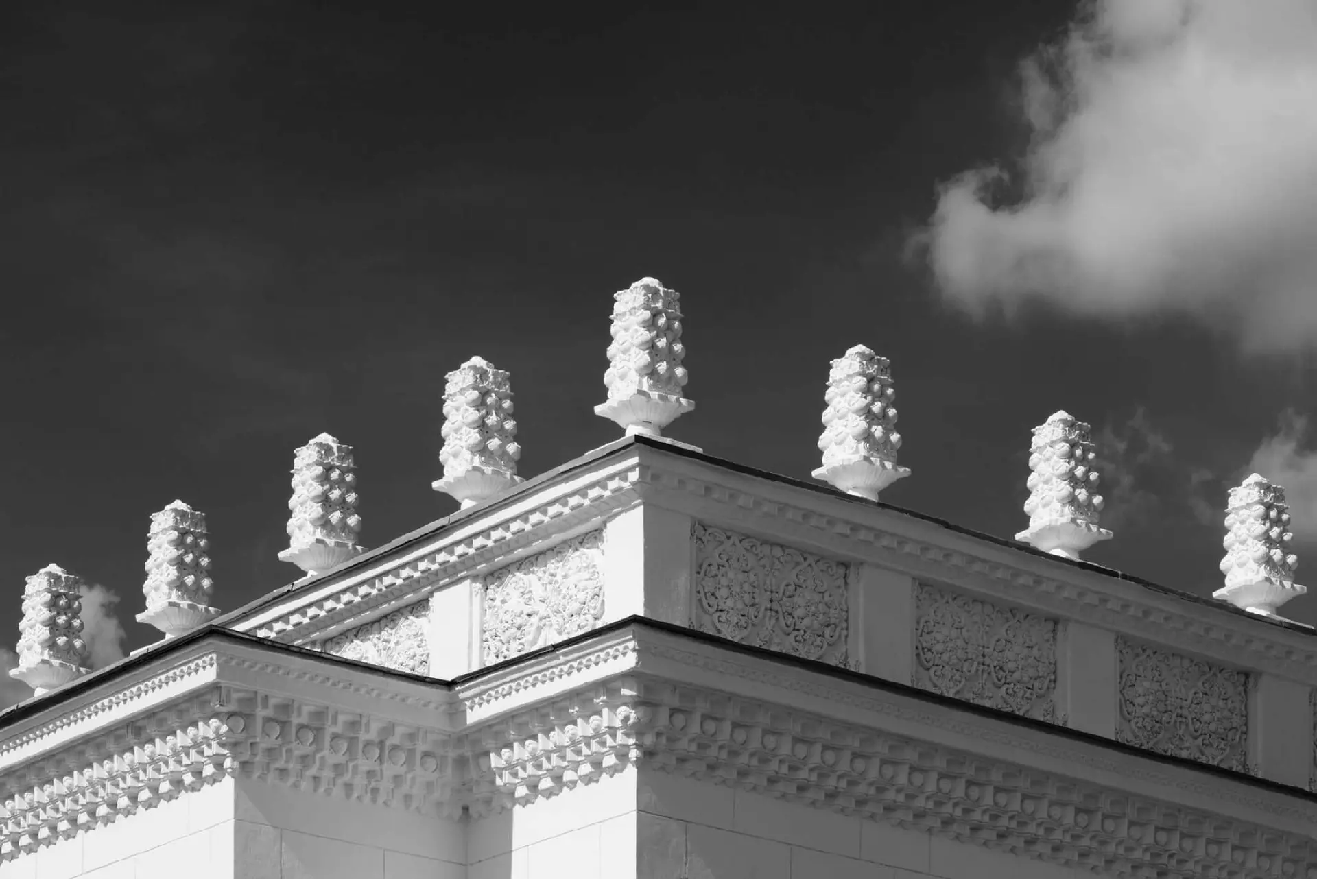 Михаил Розанов и Кирилл Кипятков: Москва. Статика. Динамика