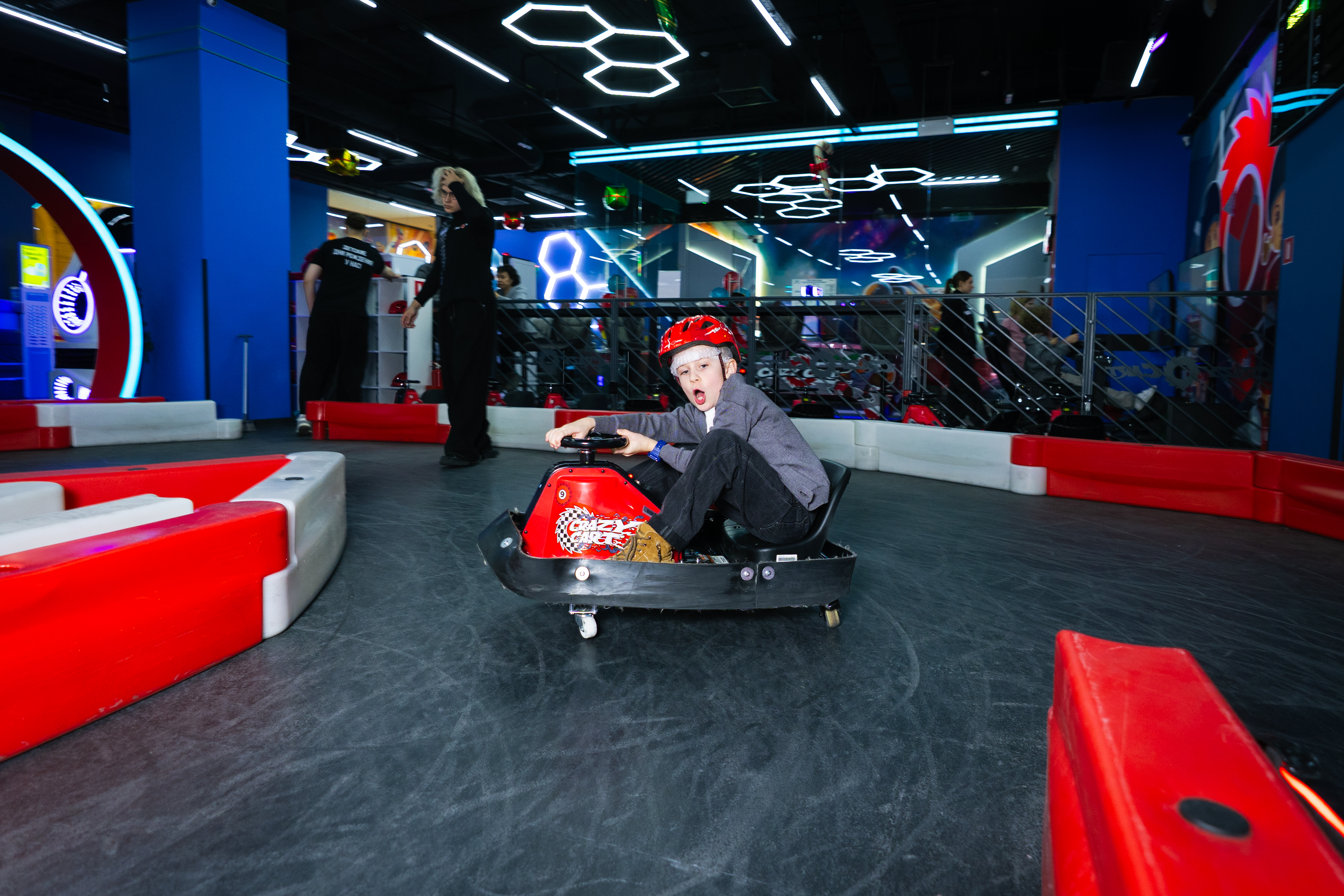 Входной билет на детский картинг Crazy Cart в ЦДМ