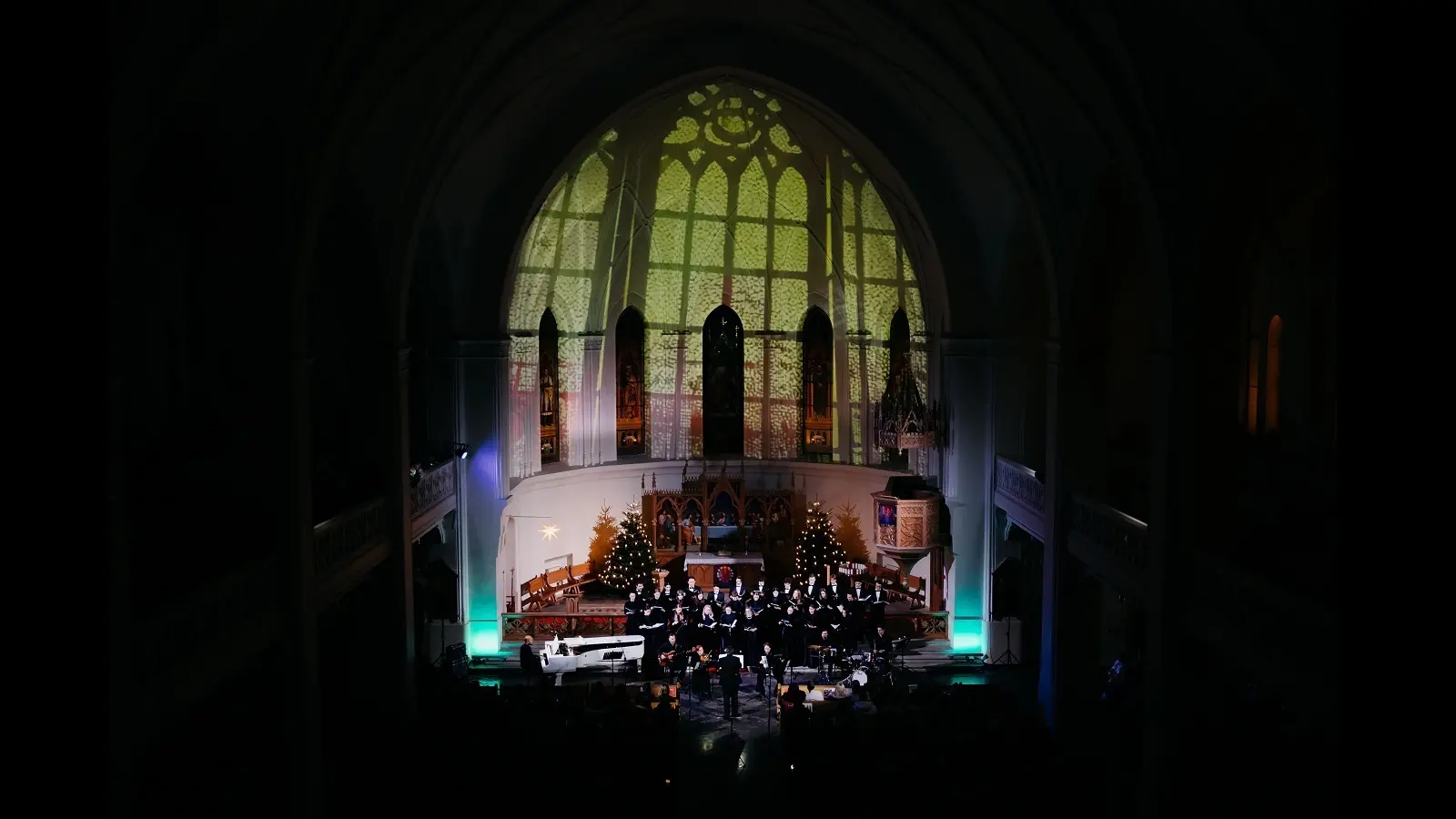Christmas-Gala. Рождественский концерт с песочной анимацией