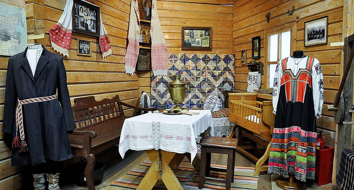 Экспозиции Главного здания Гродековского музея