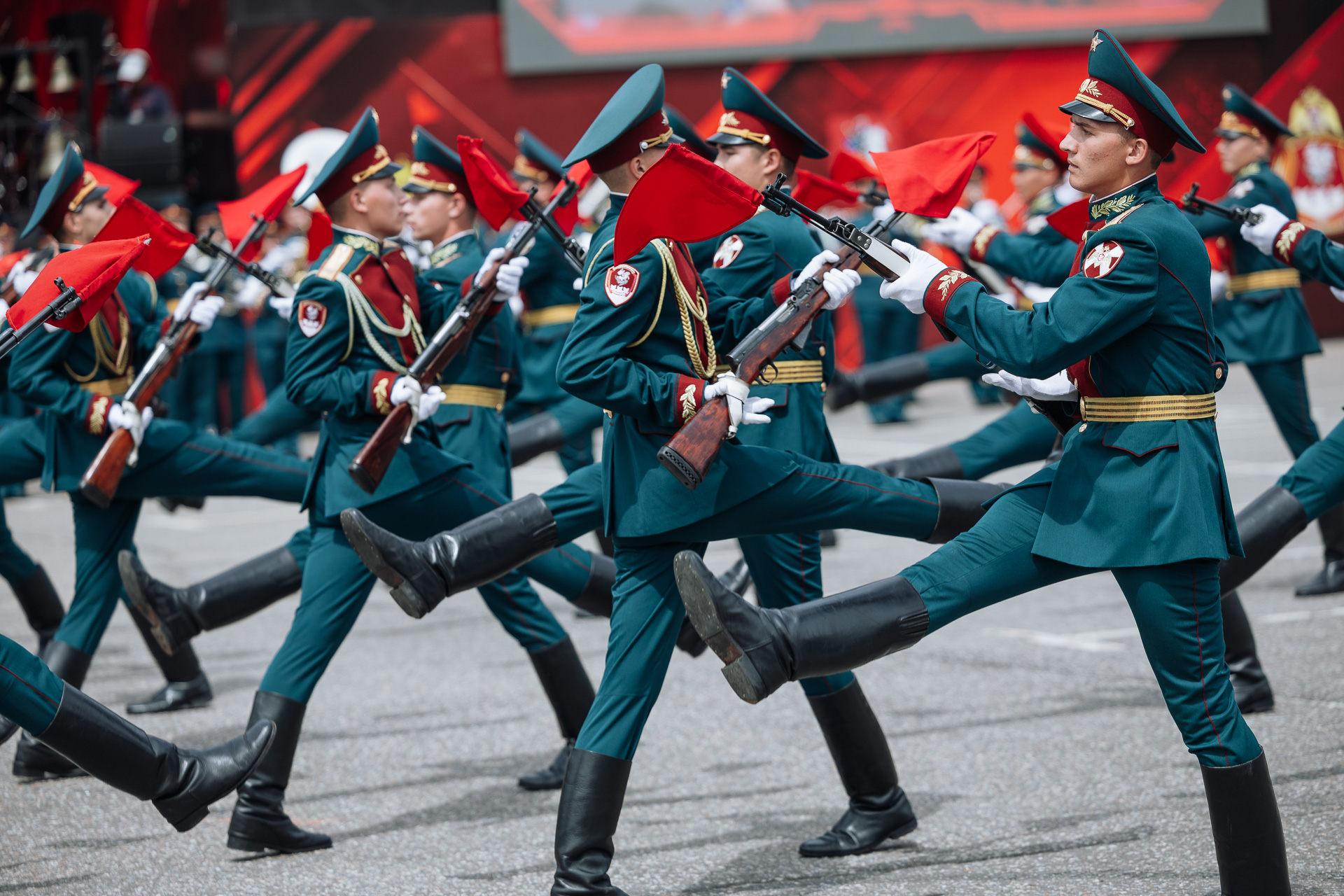 Военно-спортивный фестиваль, посвященный празднованию 215-летия образования войск правопорядка и 10-летия создания войск национальной гвардии Российской Федерации