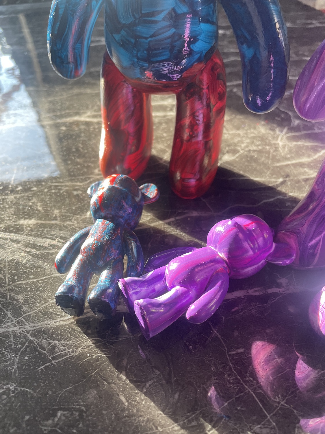 Мастер-класс «Мишки Bearbrick в технике флюид-арт»
