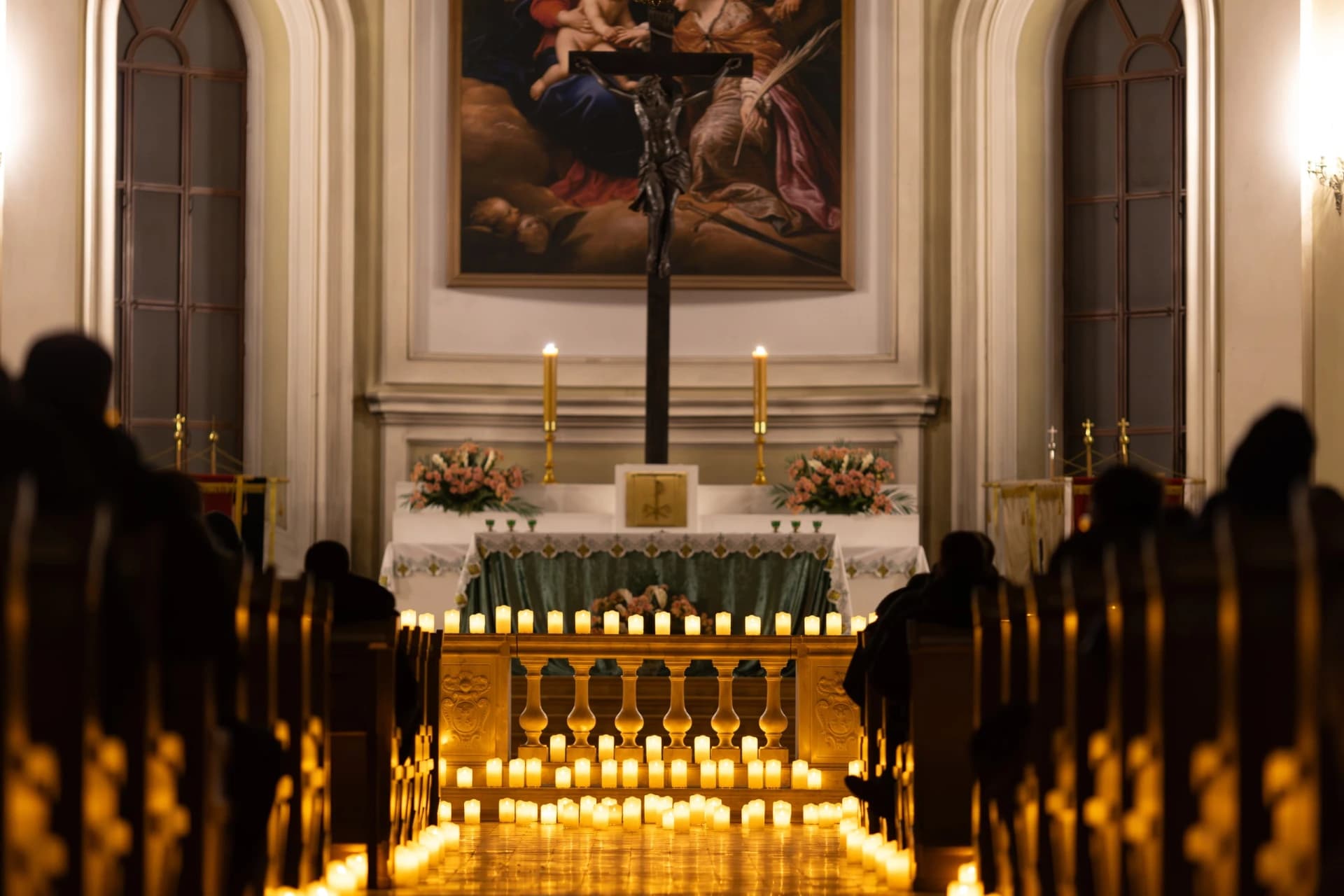 Орган в сиянии свечей