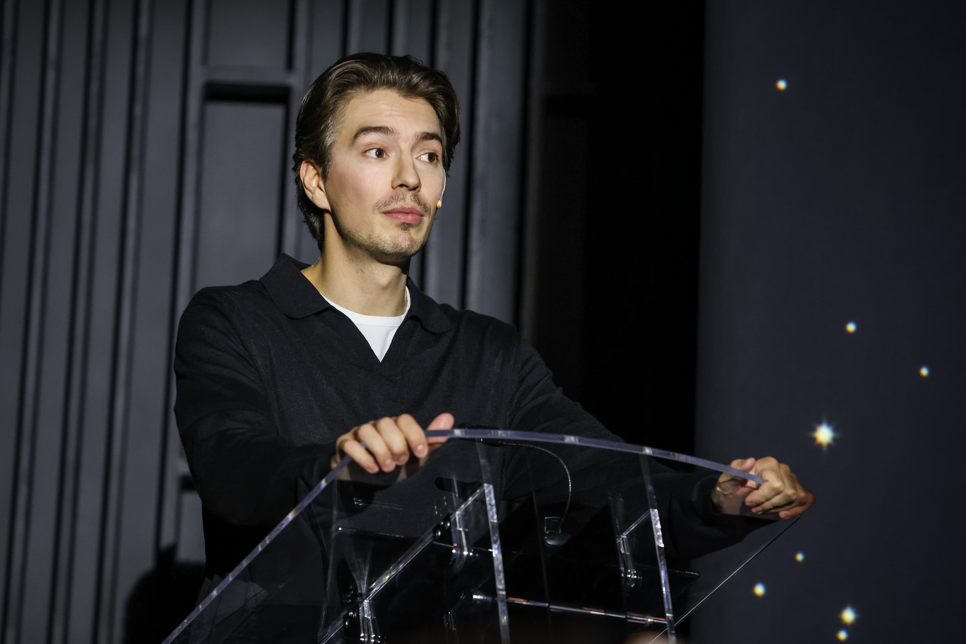 Космический ветер, или мраморная девочка