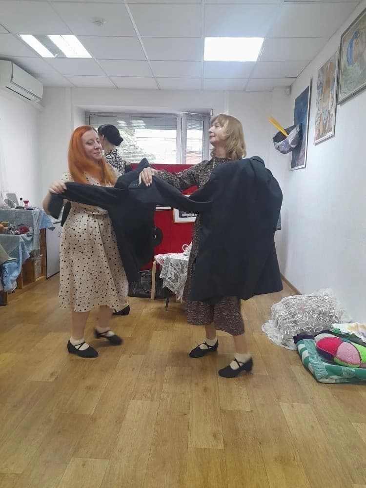 Девчата