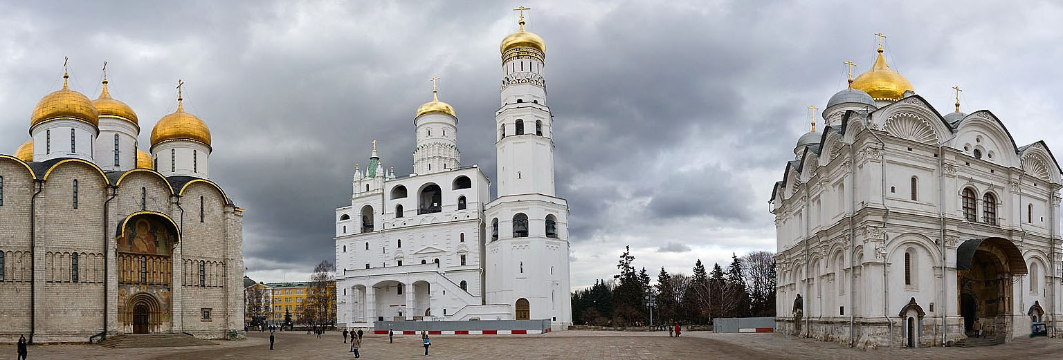 Moscow Kremlin tour (available in Eng and Italian)