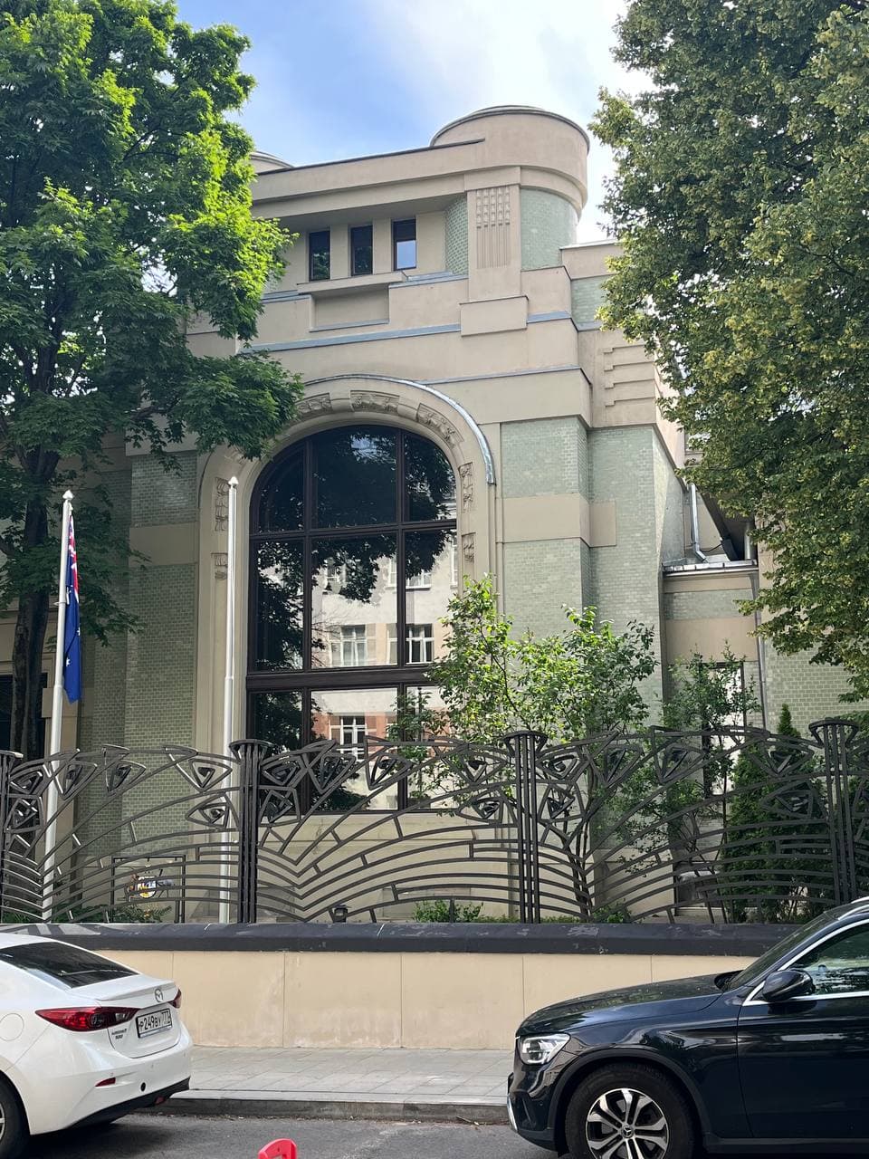 В окрестностях Кремля: Пречистенка и Волхонка
