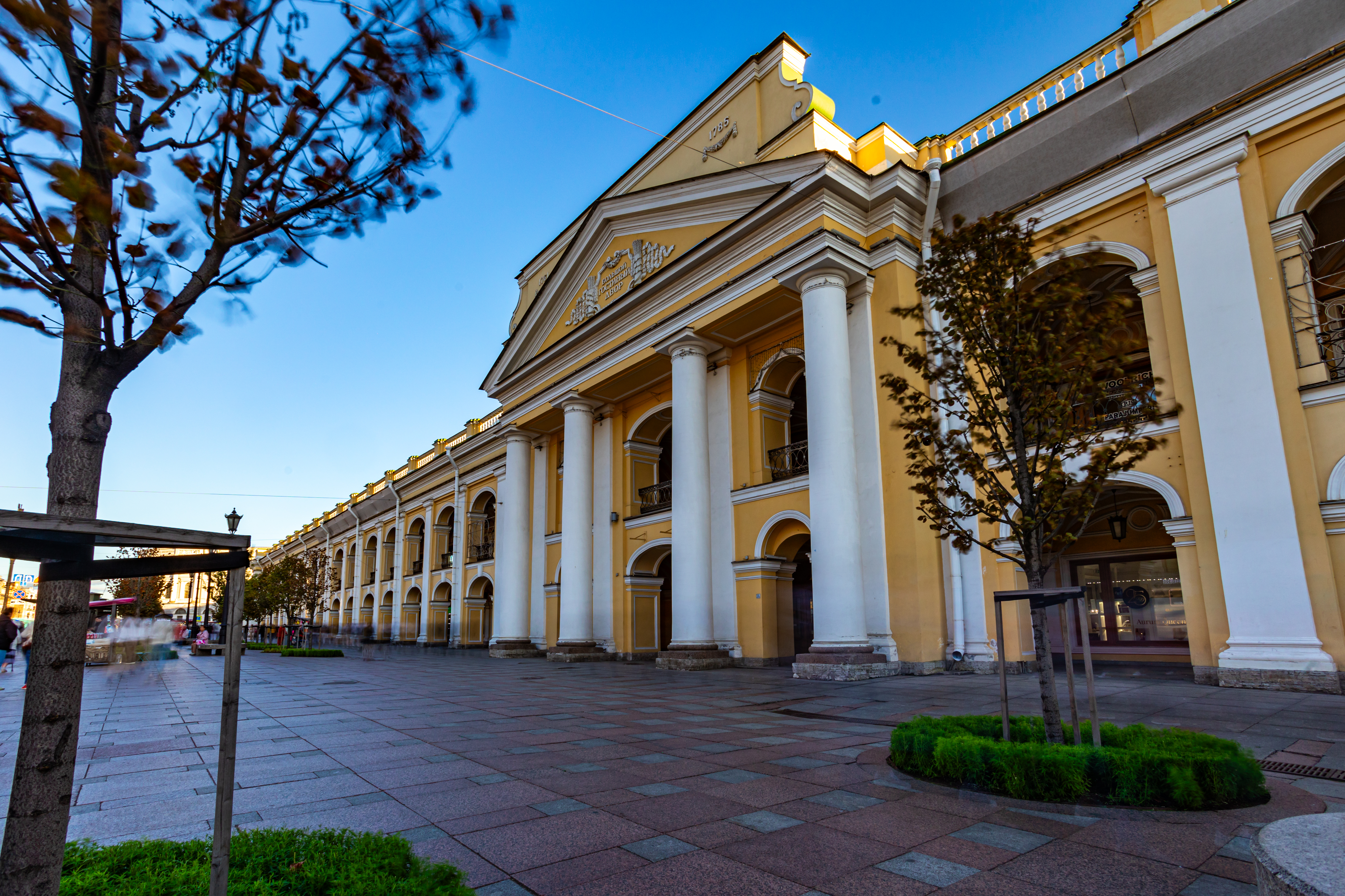 Первое знакомство с Санкт-Петербургом — обзорная по центру города