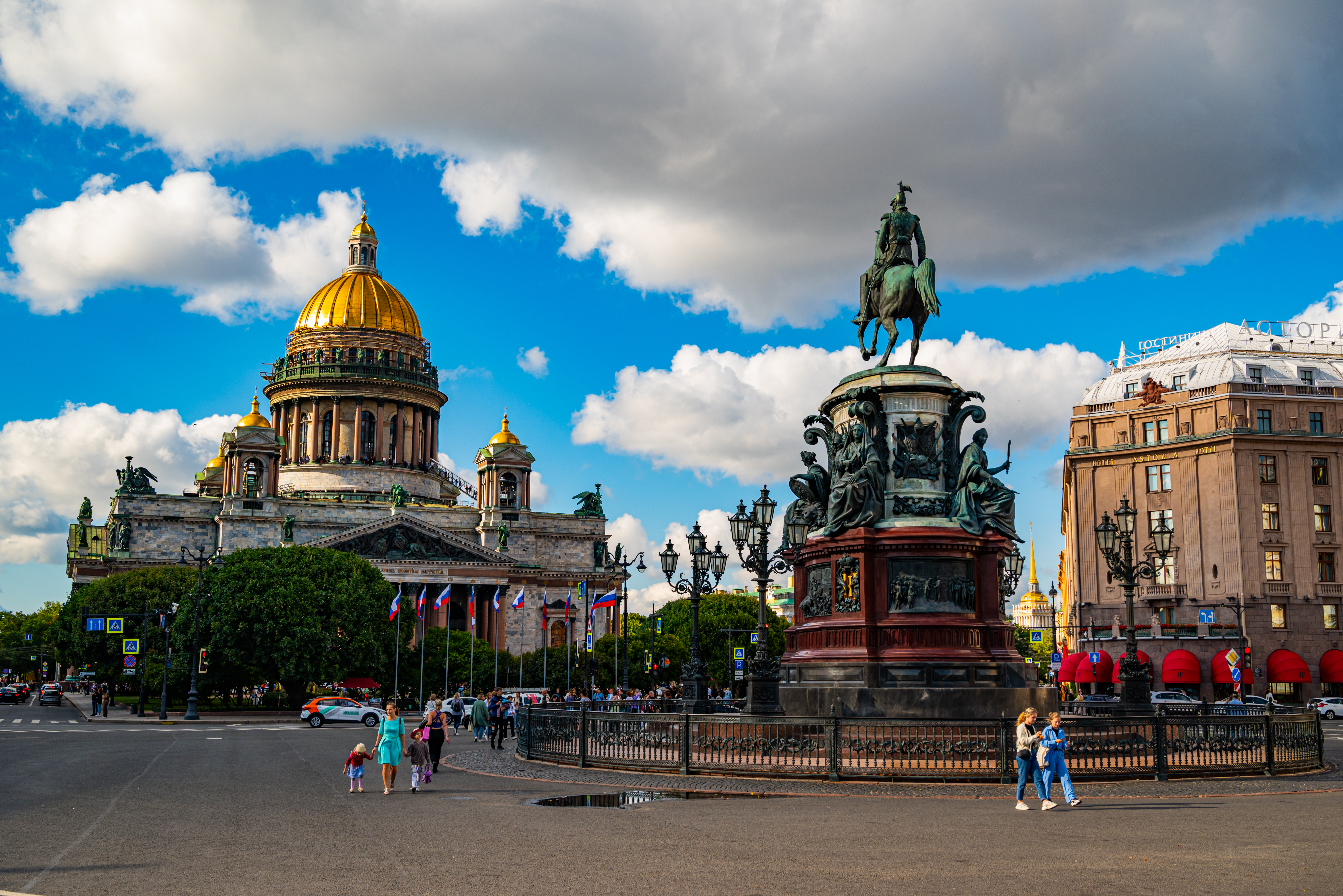 Первое знакомство с Санкт-Петербургом — обзорная по центру города