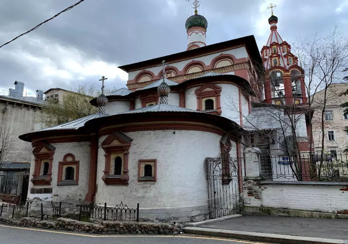 Чистопрудный и Покровский бульвары и окрестности
