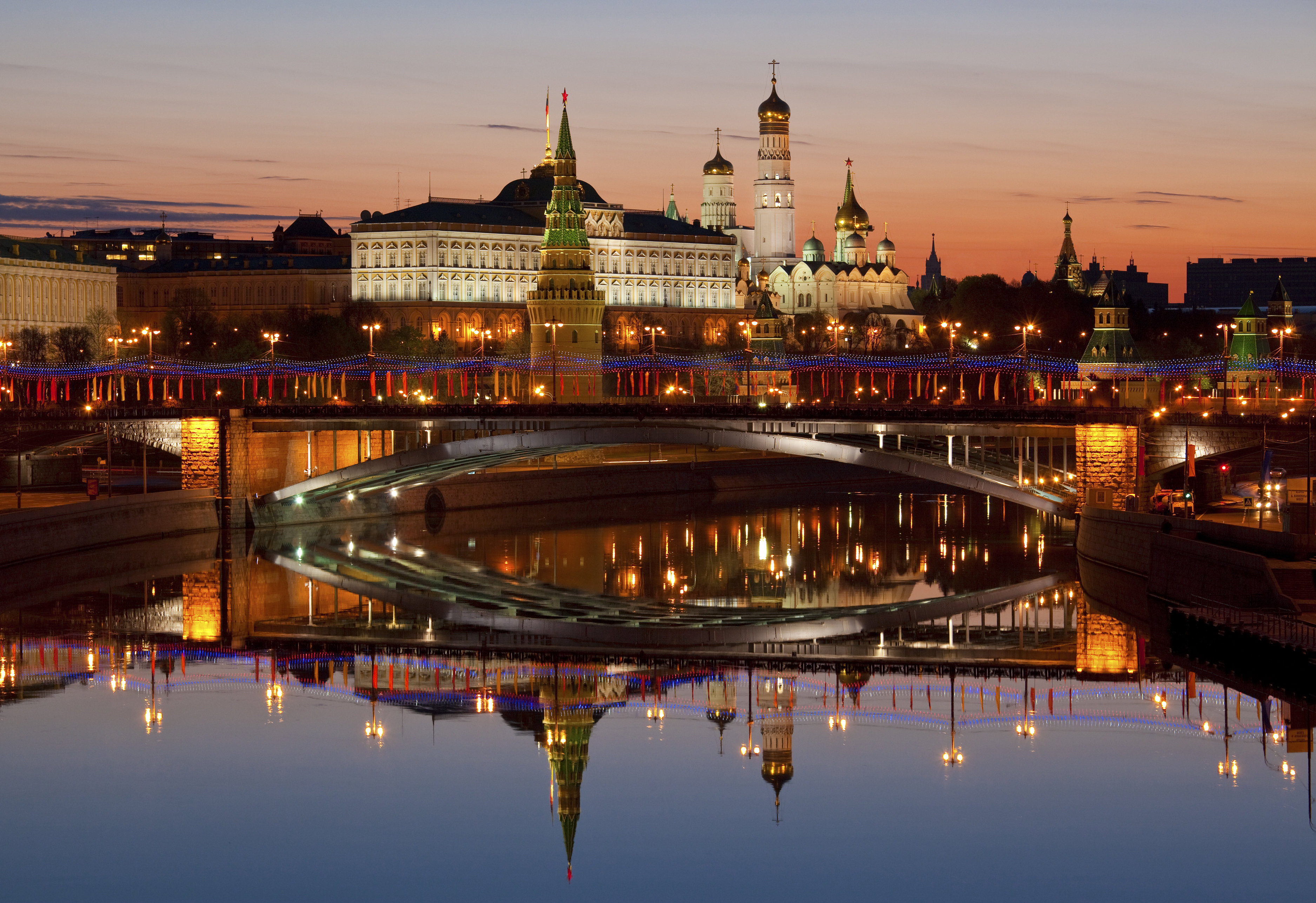 Ночная Москва