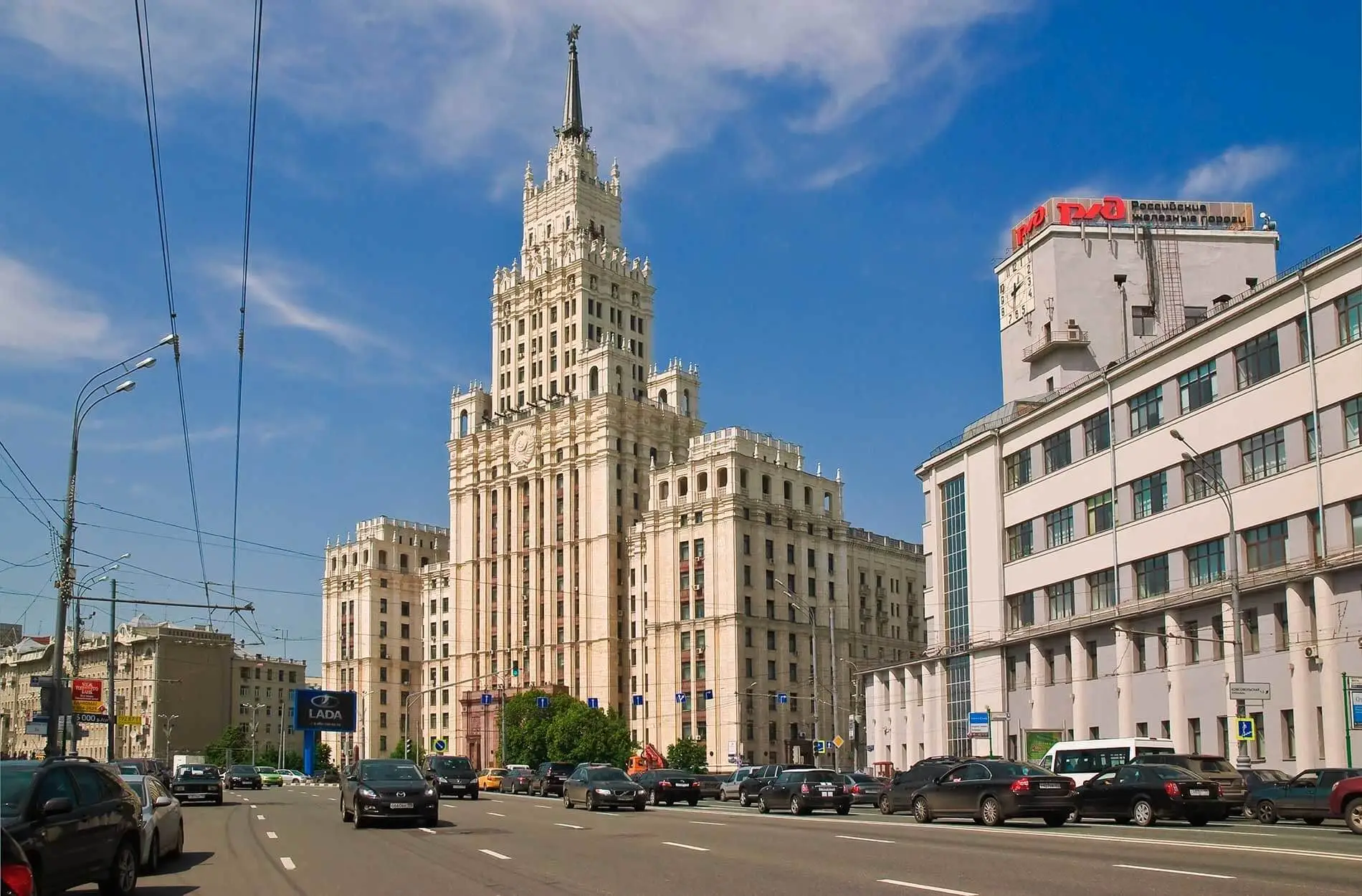 Сталинские высотки Москвы — мифы и реальность