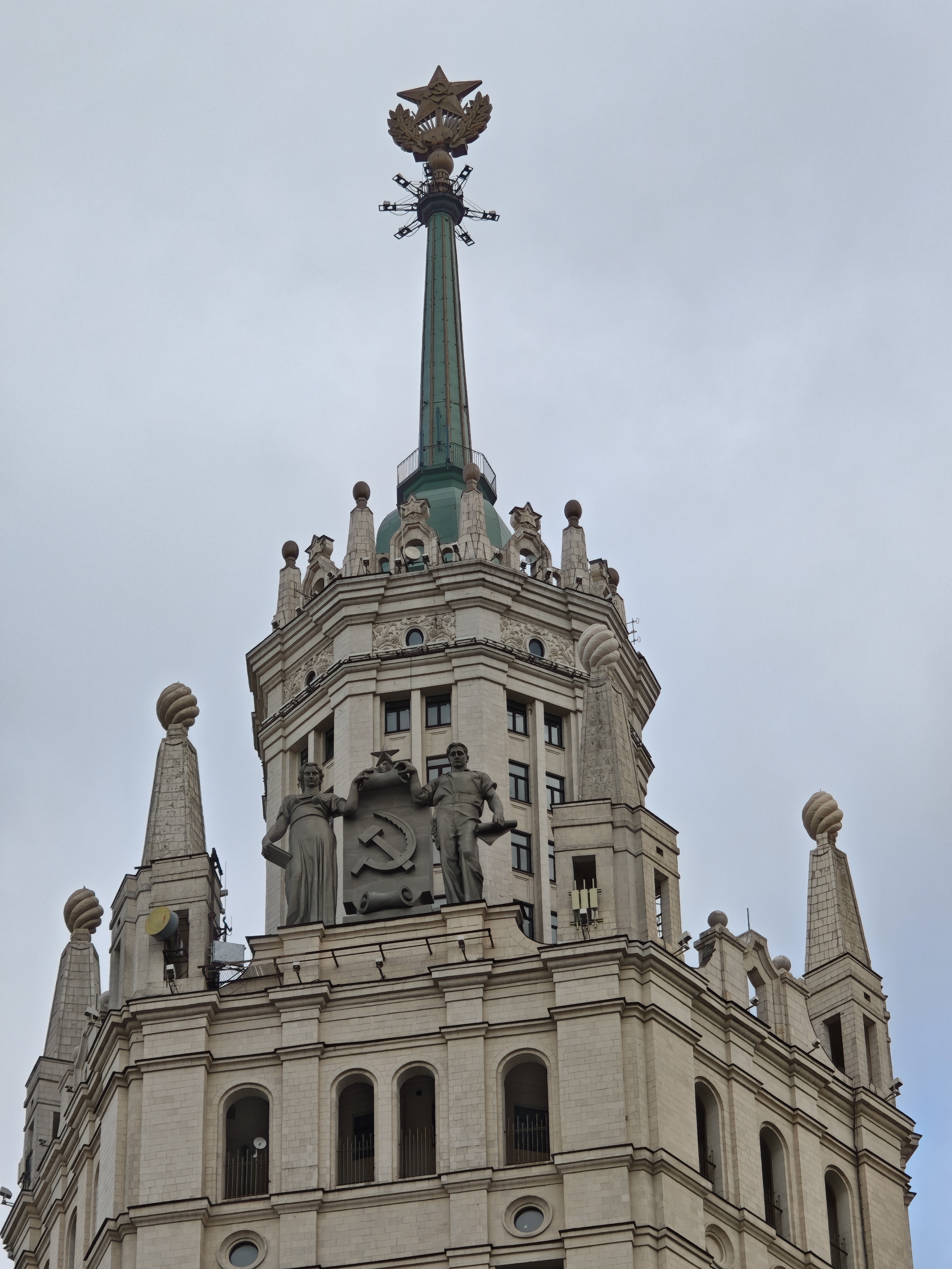 Сталинские высотки Москвы — мифы и реальность