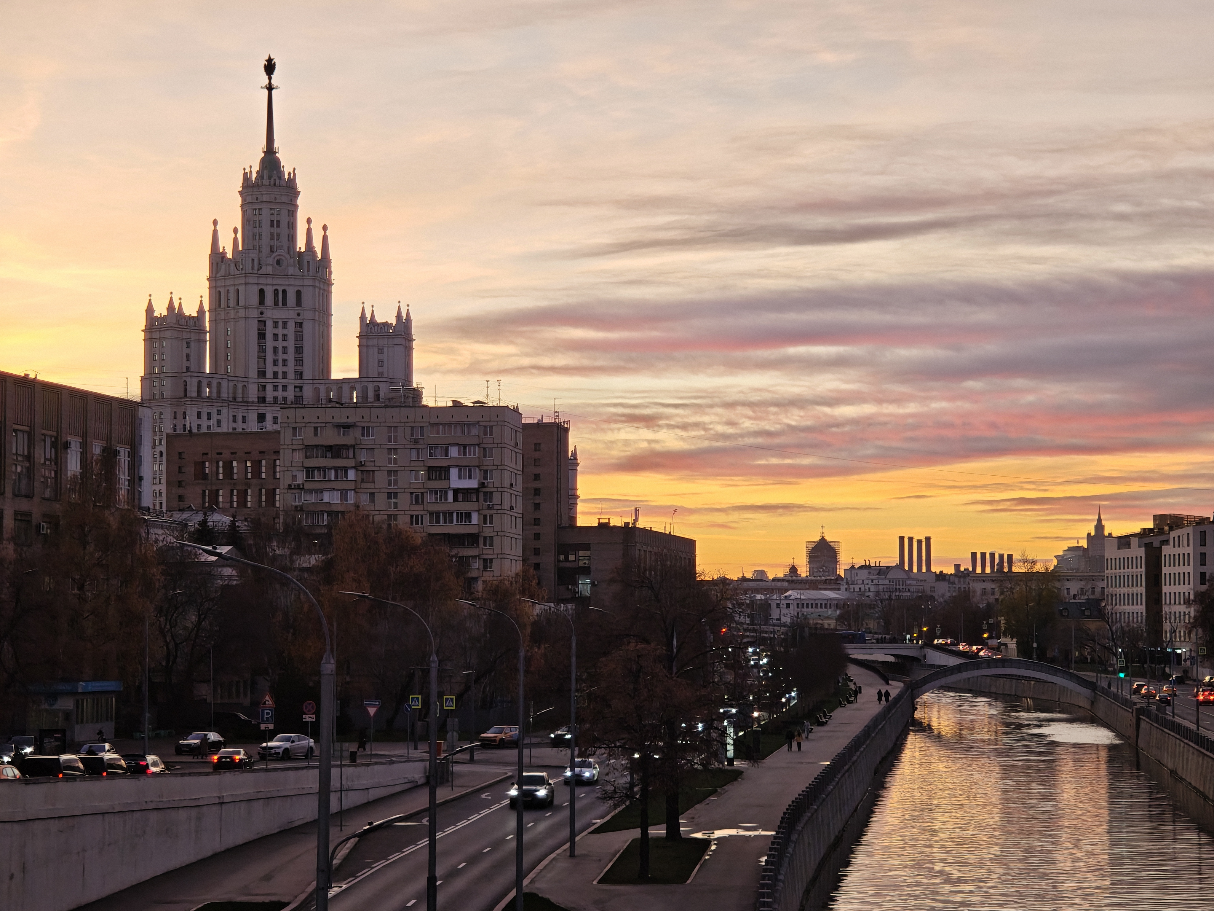 Сталинские высотки Москвы — мифы и реальность