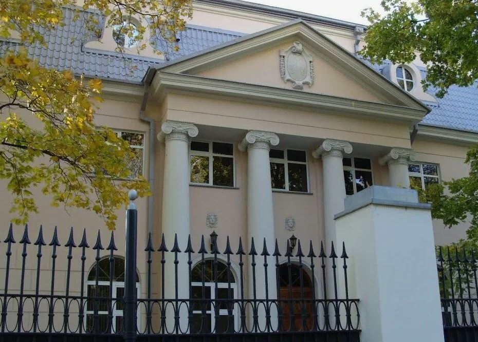 Жемчужины Московского Версаля: Петровский путевой дворец