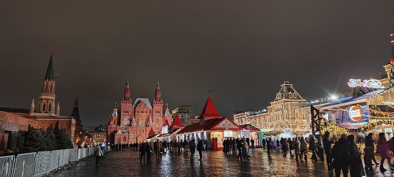 Москва со вкусом: гастрономическое путешествие из прошлого в настоящее.