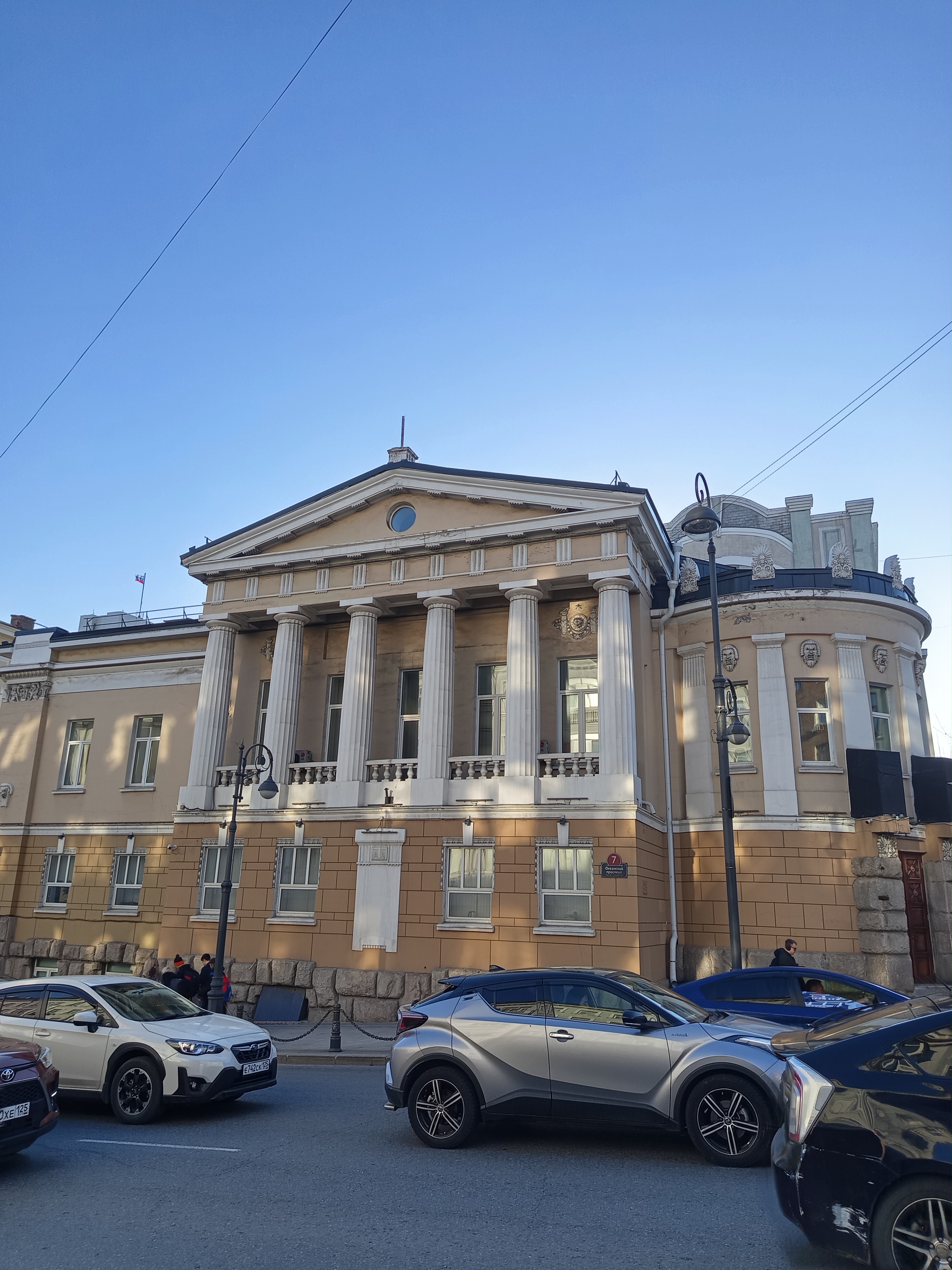 Маленький приморский Вавилон