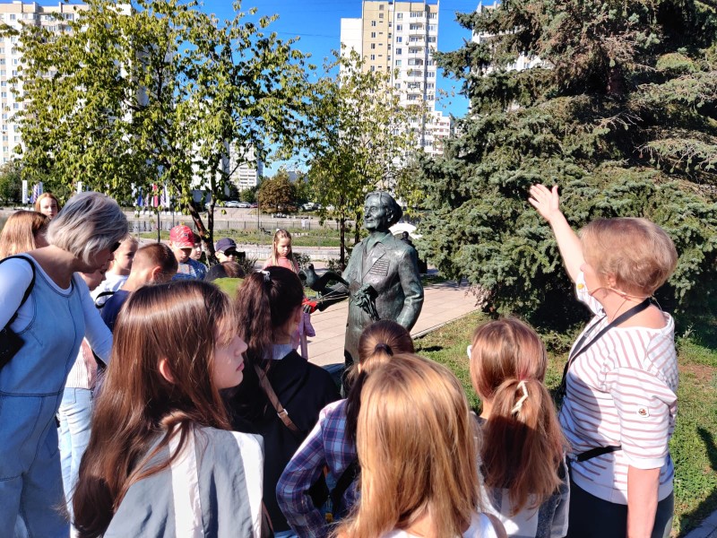 «Шел в атаку яростный 41-й год..»