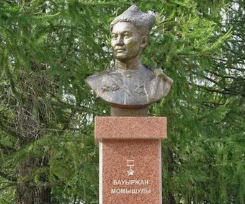 «Шел в атаку яростный 41-й год..»