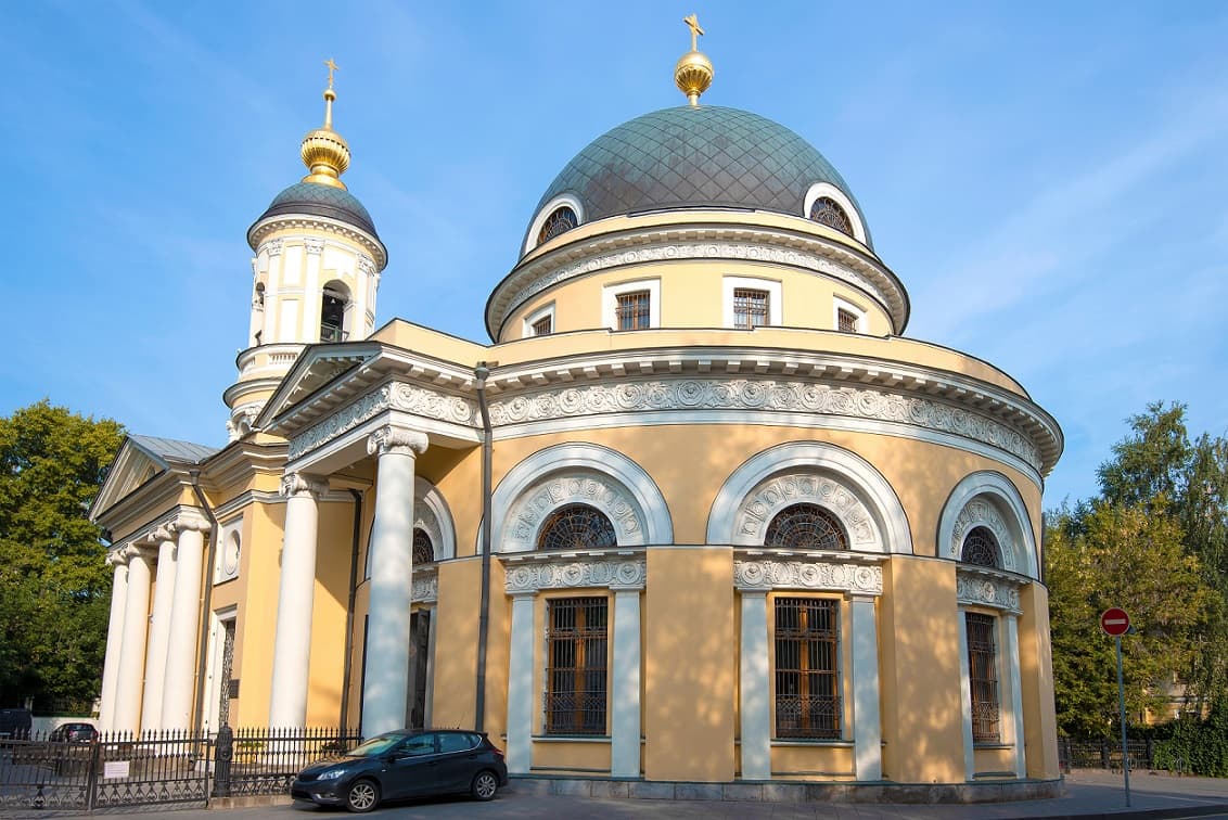 Экскурсия по храму иконы Божией матери «Всех скорбящих Радость» на Калитниковском кладбище