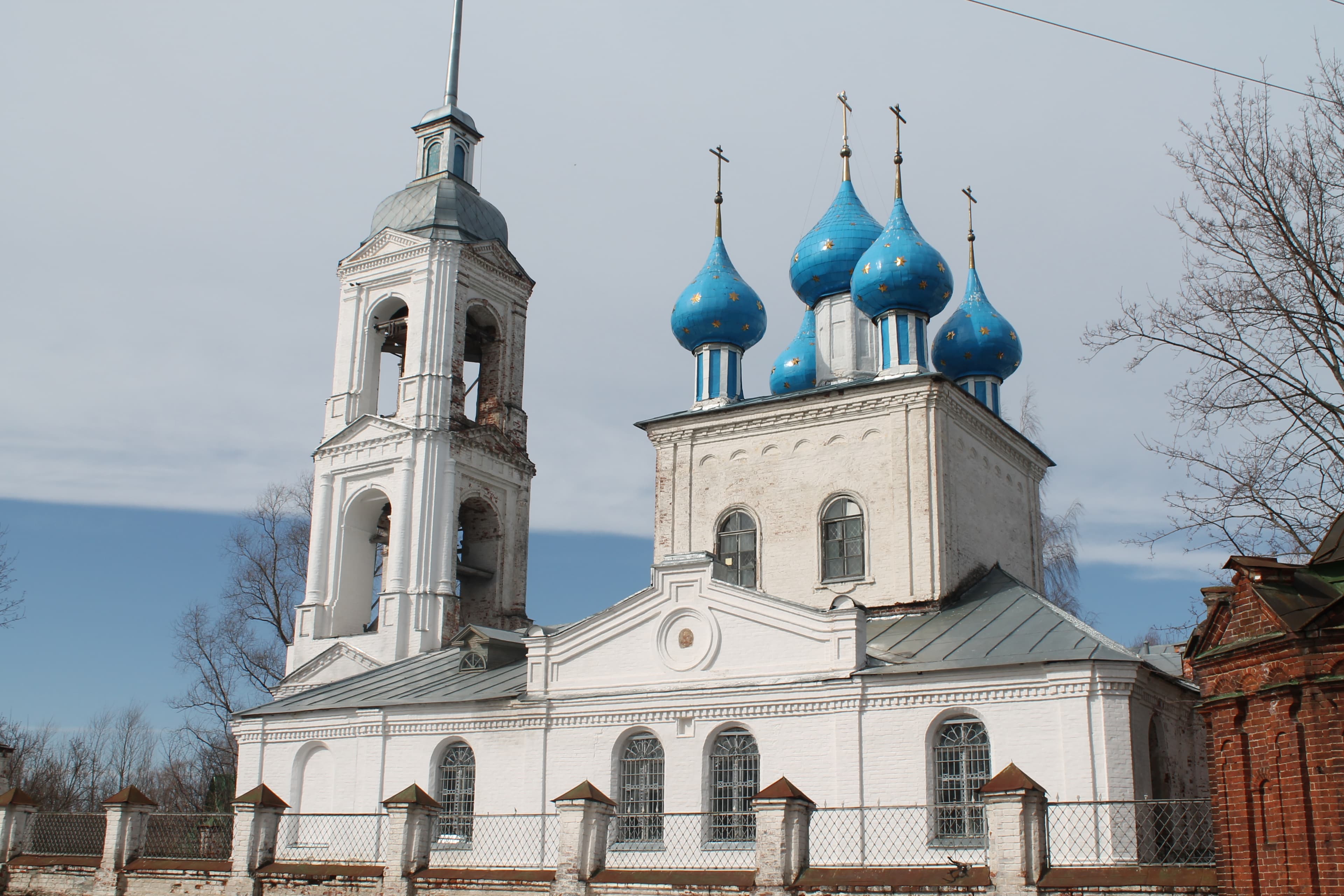 Путешествие в замок на Волге