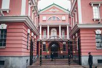 Музей сословий России (экспозиция Галереи Ильи Глазунова)