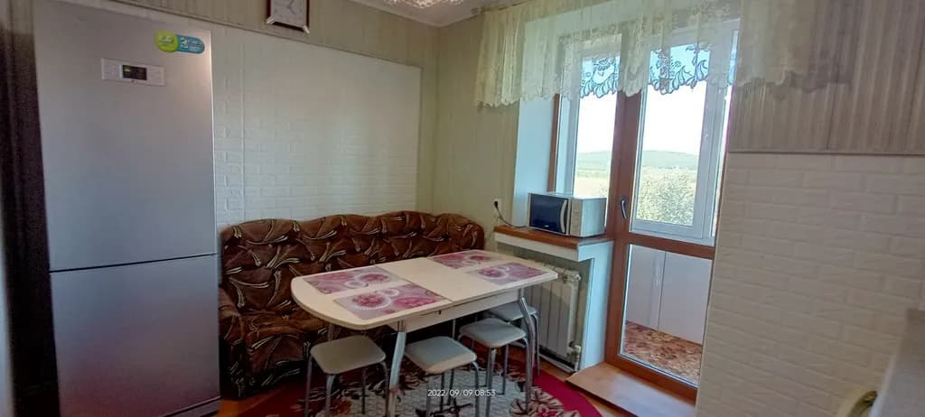 Уютная квартира с панорамным видом на Белую Скалу