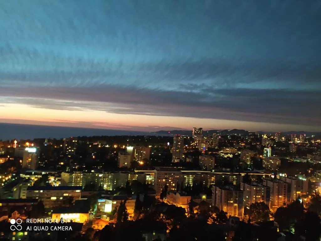 Супер квартира в центре, с видом на море