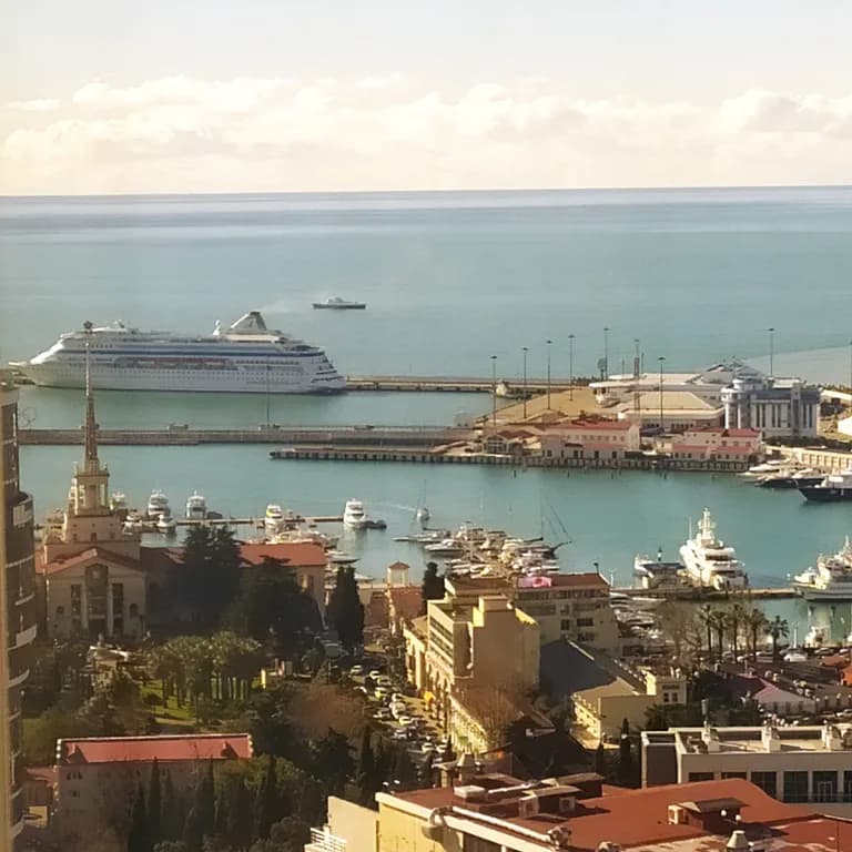 Супер квартира в центре, с видом на море