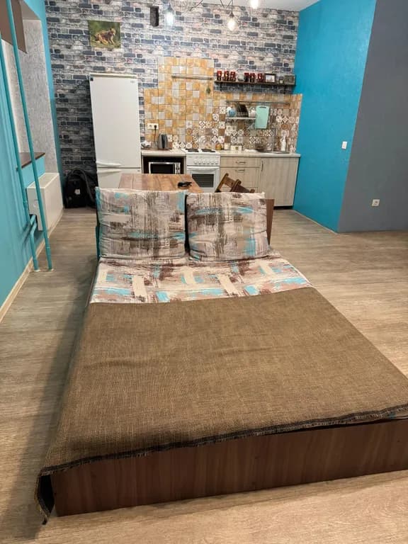 Квартира рядом с МНТК и аэропортом Толмачева