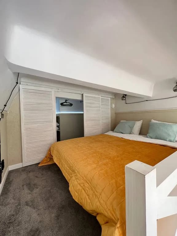 Апартаменты Sunny в Loft Вольный