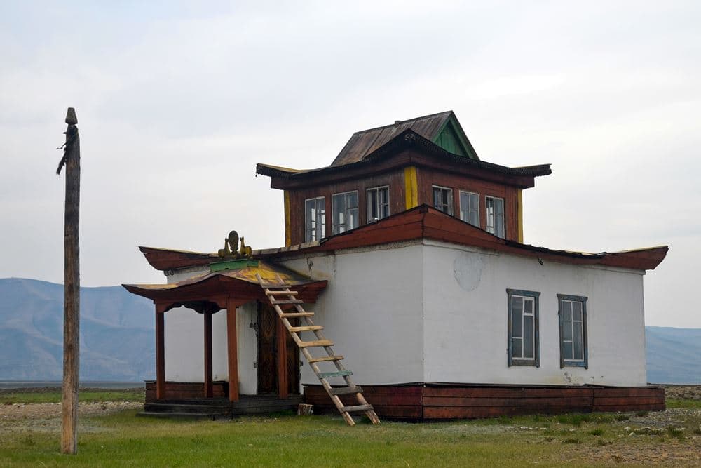 Буддийский храм Тувдан Чойхорлинг