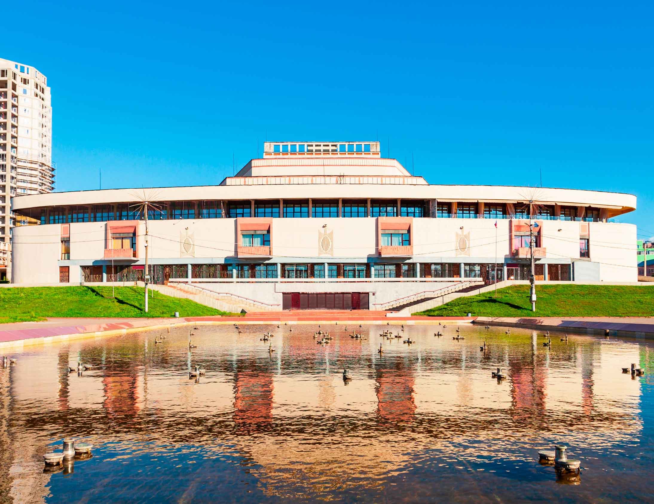  Дворец искусств