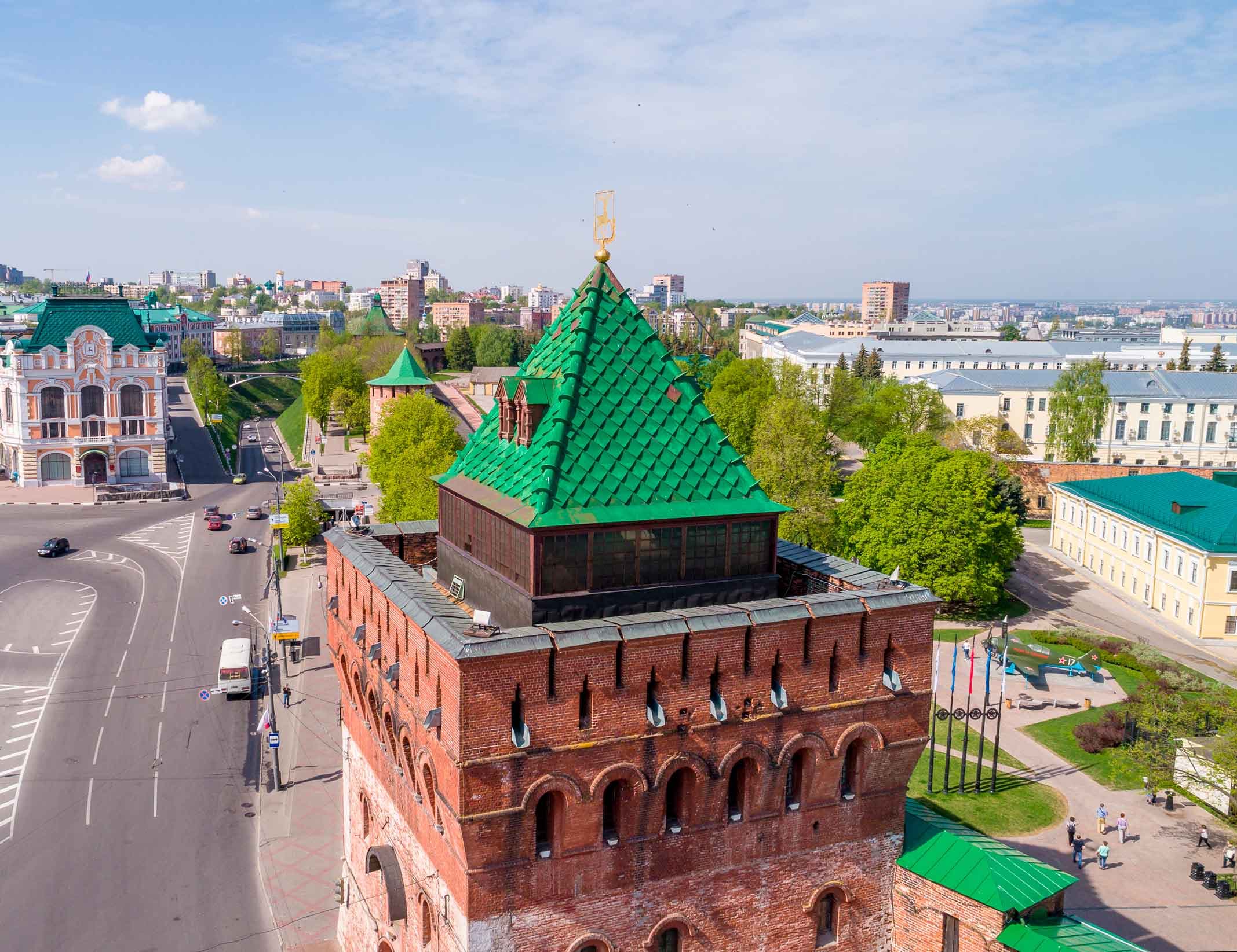 Дмитриевская башня