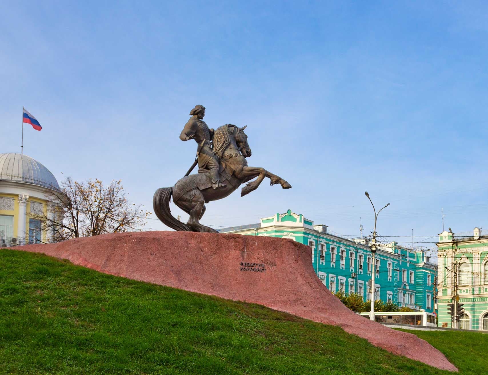 Памятник Евпатию Коловрату 