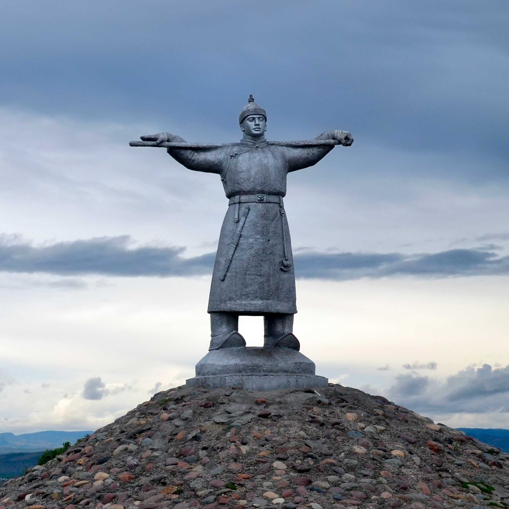 Памятник Кадарчы
