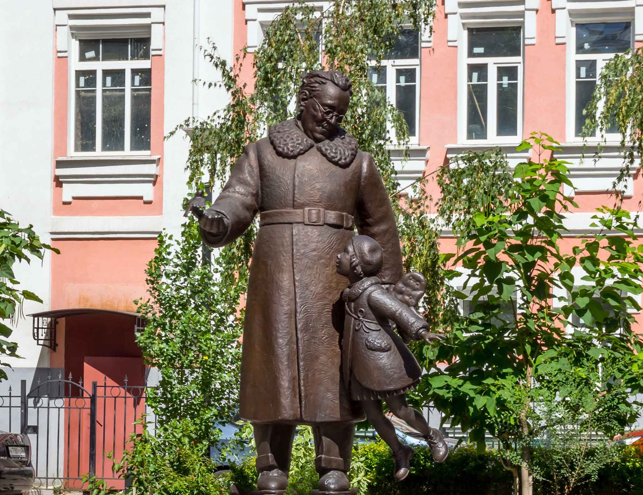 Памятник С.Я. Маршаку