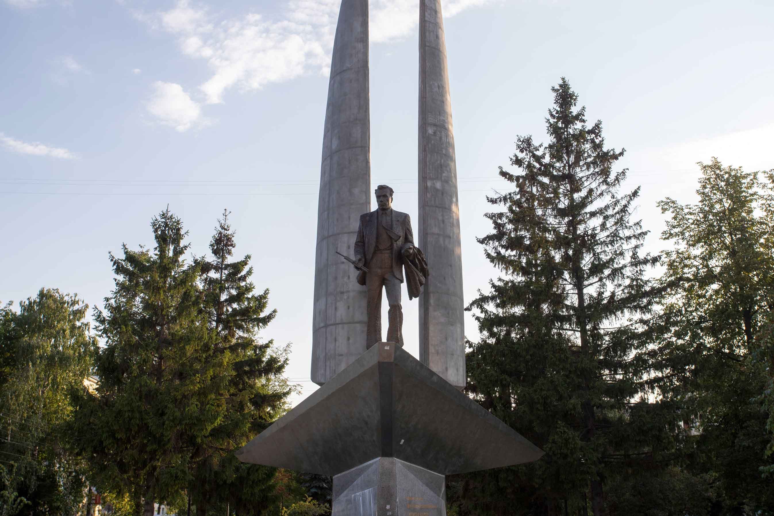 Памятник Ростиславу Алексееву