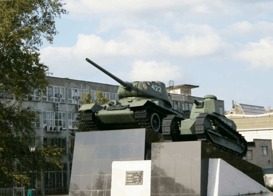 Памятник «Танк Т-34» 