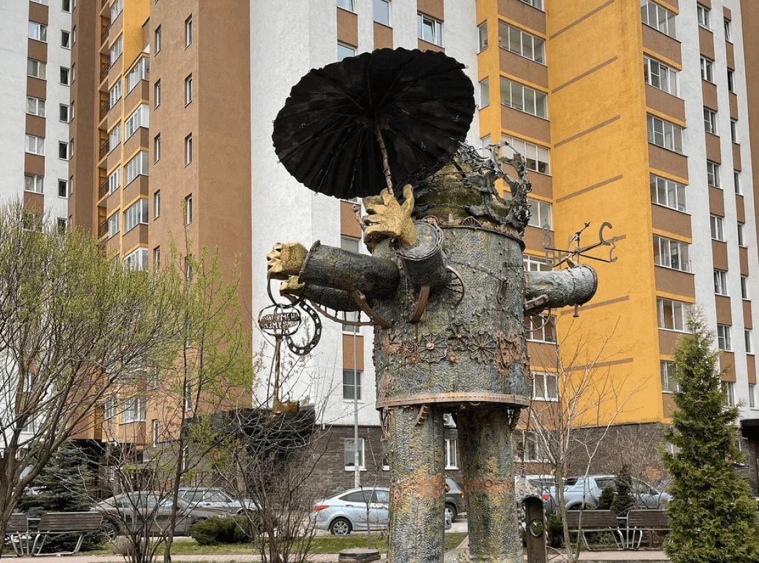 Памятник Громозеке