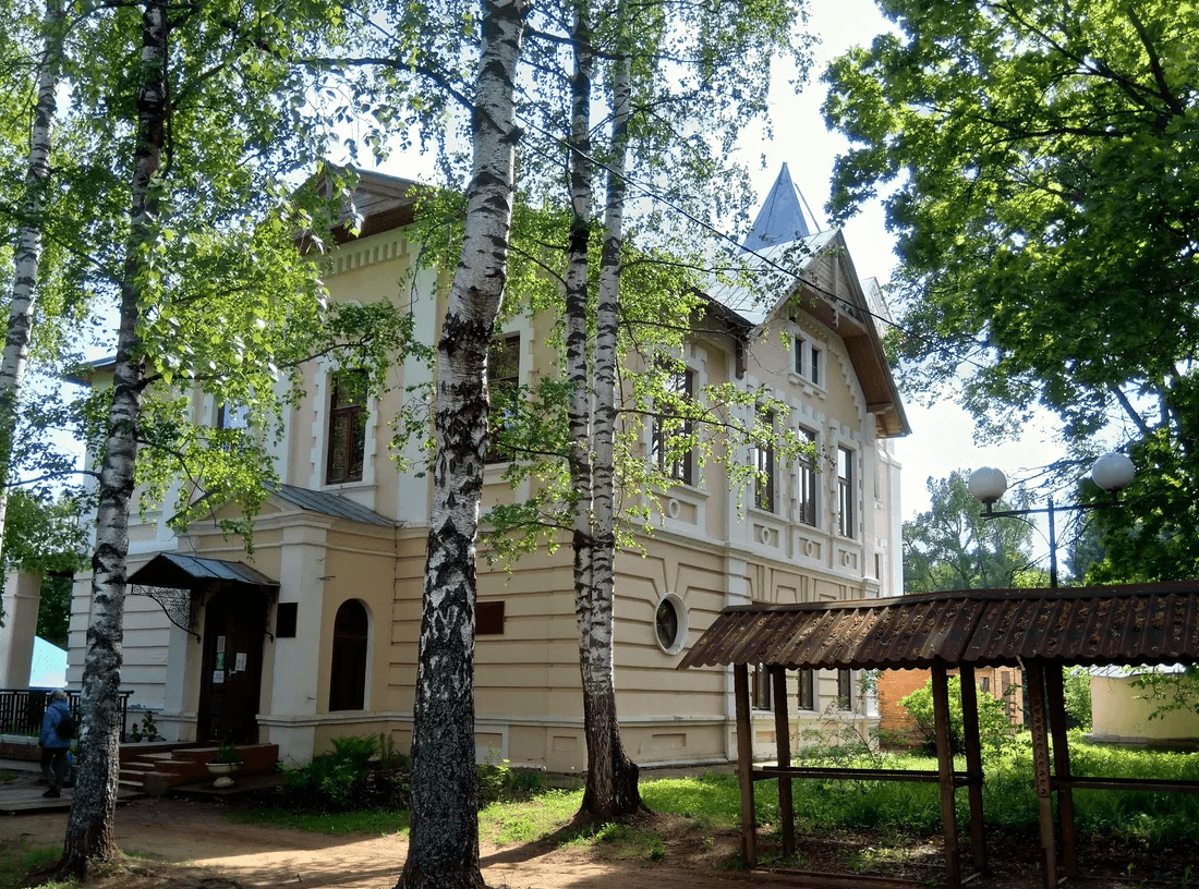 Усадьба Молоствовых