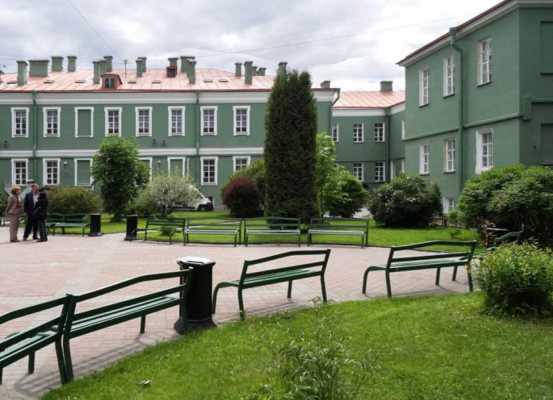 Дворик филологического факультета СПбГУ