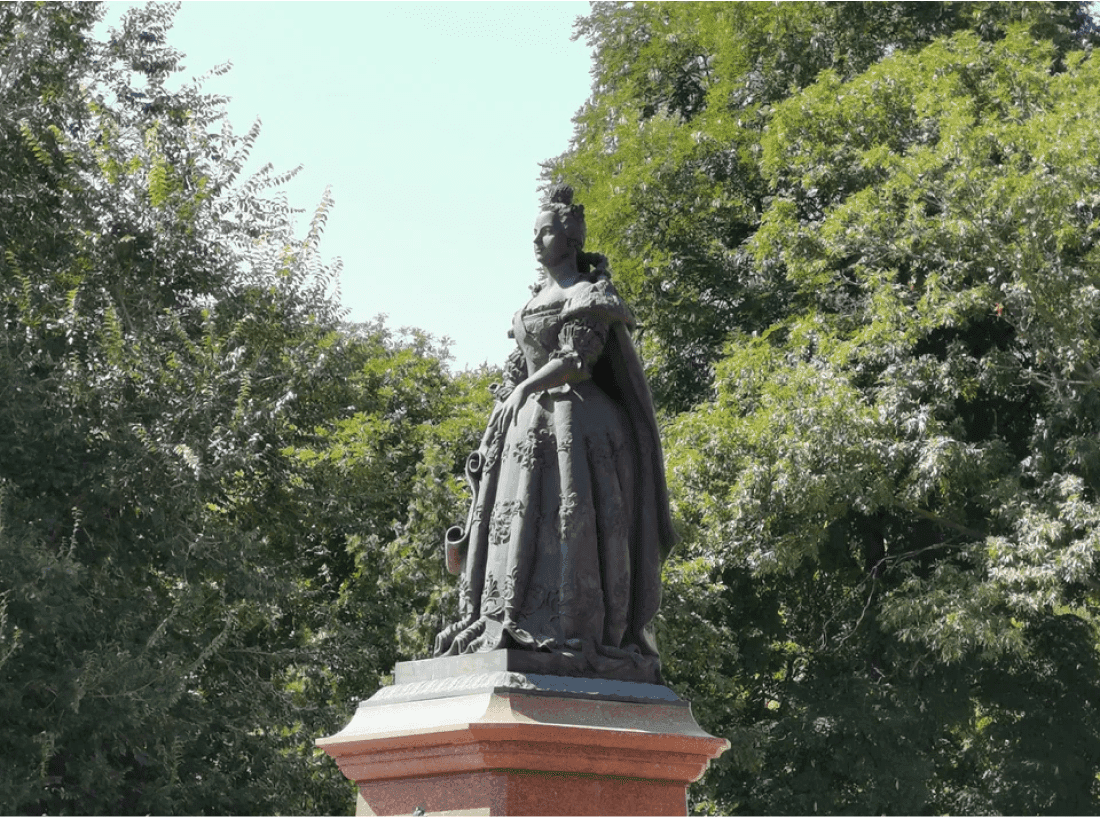 Памятник Елизавете Петровне