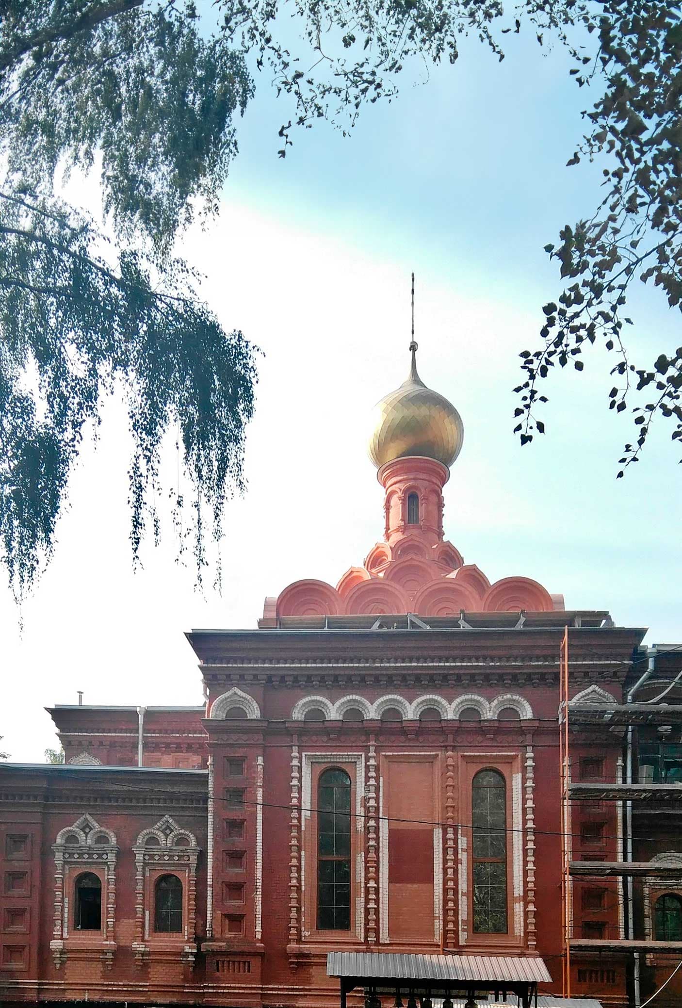 Храм Живоначальной Троицы при бывшем приюте братьев Бахрушиных