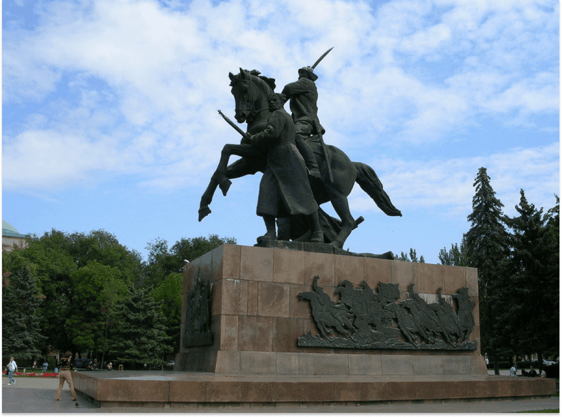Площадь Советов